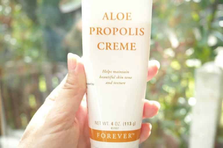 Aloe Propolis Creme: crema lenitiva contro i disturbi della pelle