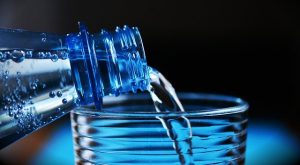 dieta in menopausa acqua