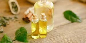 tea tree oil per funghi ai piedi