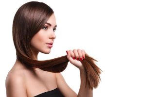 rimedio naturale caduta capelli